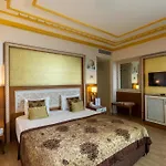 Crystal Palace Luxury & 5* 시데