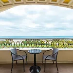 Crystal Palace Luxury & 5* 시데