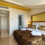 Crystal Palace Luxury & 리조트 5*