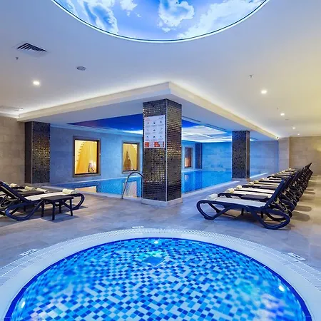 Crystal Palace Luxury &