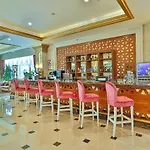 Crystal Palace Luxury & 리조트 시데