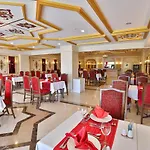 리조트 Crystal Palace Luxury & 5*