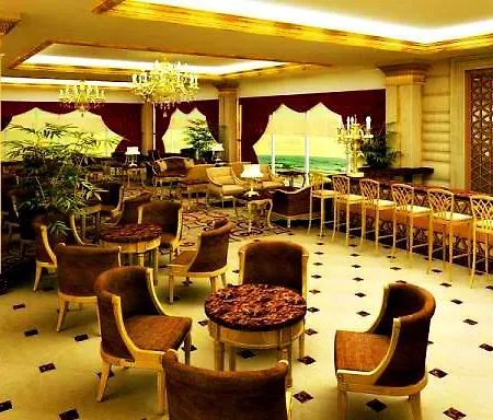 Resort Crystal Palace Luxury &