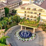 Crystal Palace Luxury & Resort