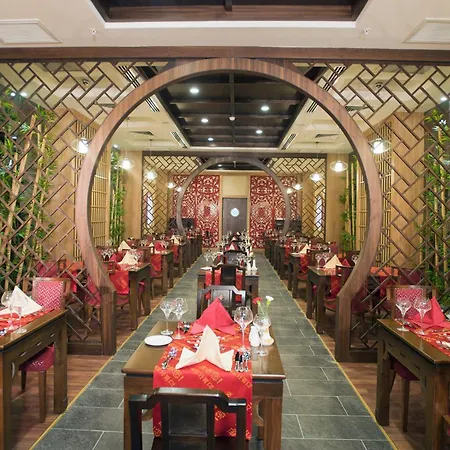 Курортный комплекс Crystal Palace Luxury & 5*