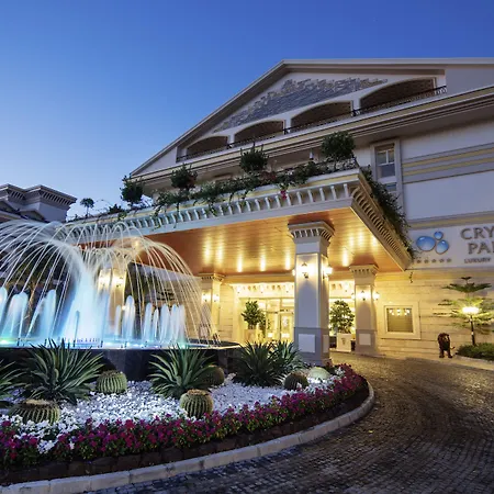 Crystal Palace Luxury & Курортный комплекс 5*