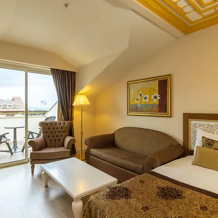 Crystal Palace Luxury & Курортный комплекс