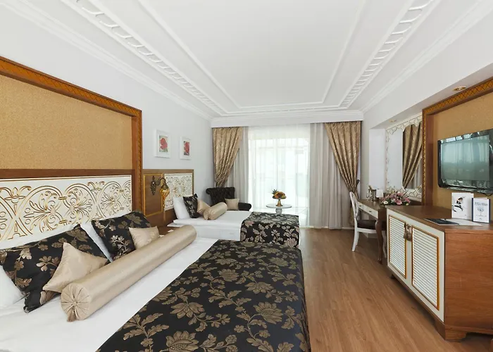 Crystal Palace Luxury & Resort
