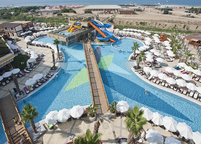 Crystal Palace Luxury & Resort