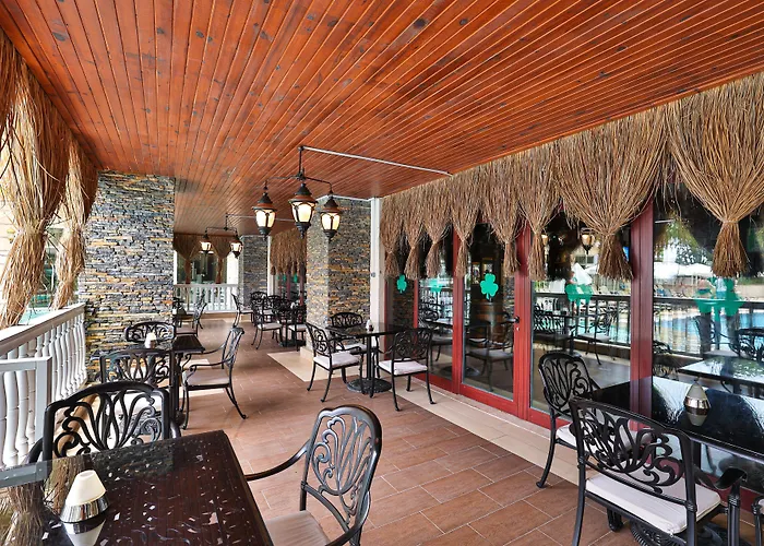 Resort Crystal Palace Luxury &