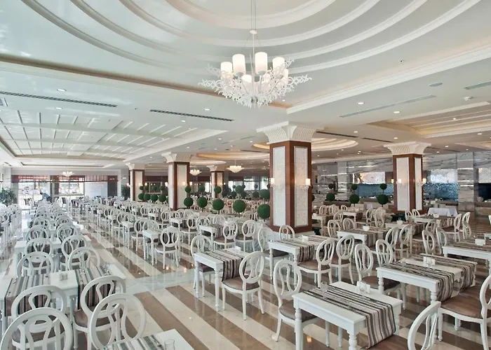 Crystal Palace Luxury & Side